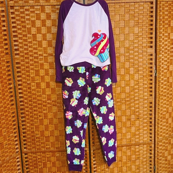 Girls winter pajama set